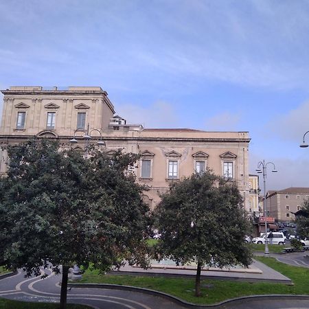 Dimora Cutelli Apartment Catania Bagian luar foto
