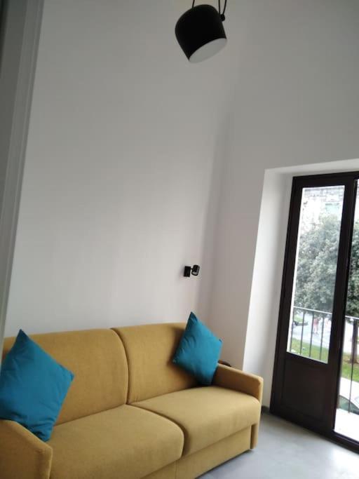 Dimora Cutelli Apartment Catania Bagian luar foto