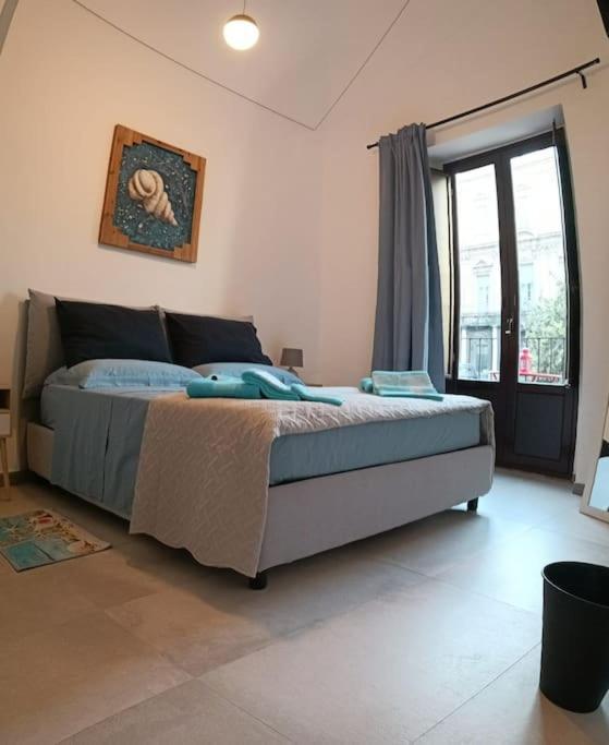 Dimora Cutelli Apartment Catania Bagian luar foto