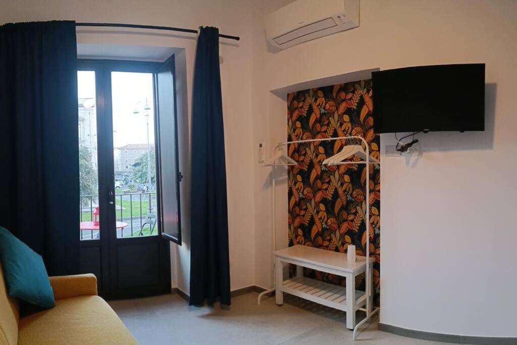 Dimora Cutelli Apartment Catania Bagian luar foto